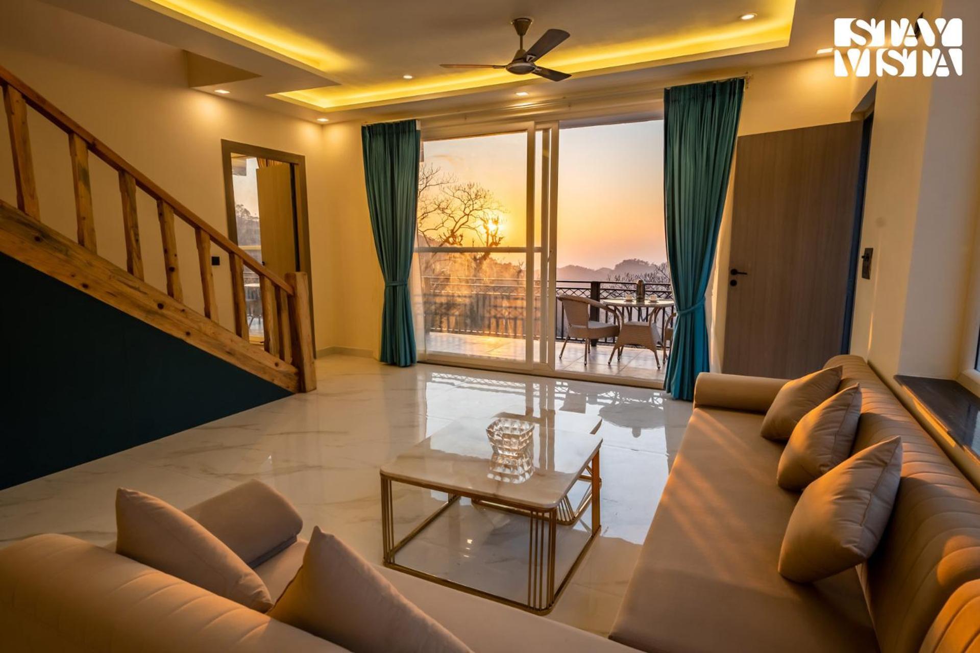 Stayvista At Sunset Springs With Pool & Views Nainital Exterior foto